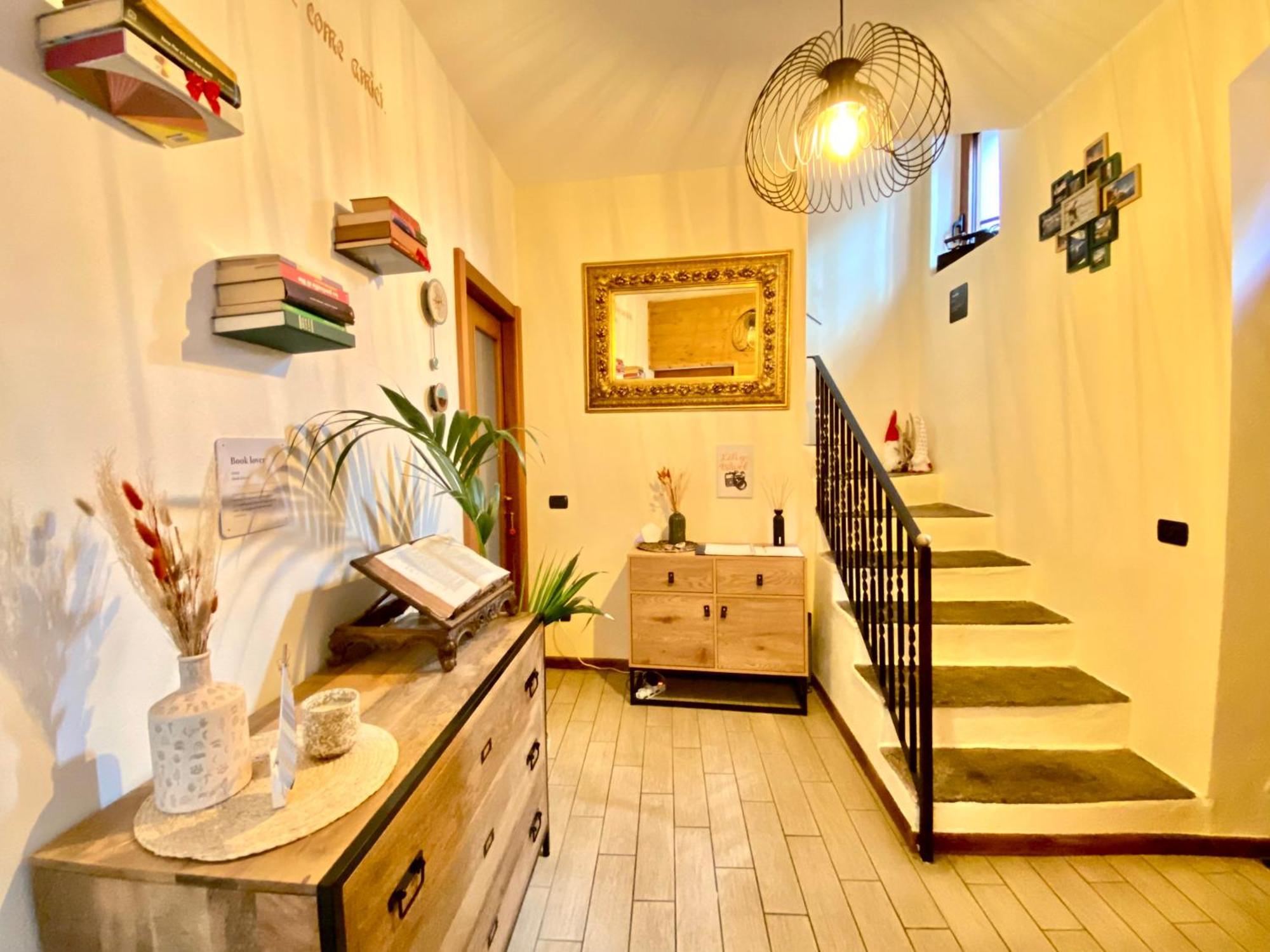 La Casa Del Poeta Bed and Breakfast Dervio Exterior foto